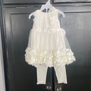 Nannette baby  2 piece 18 month off white dress n leggings